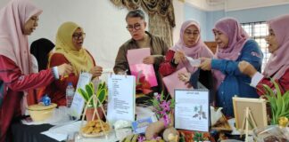 HARI KEDUA KARNIVAL SAWAH TANJUNG KARANG MERIAH DENGAN PELBAGAI AKTIVITI TRADISIONAL DAN MASAKAN TEMPATAN