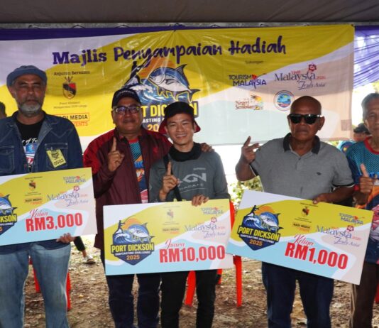 ZAKIR DINOBAT JUARA SURFCASTING 2025, BAWA PULANG RM10,000
