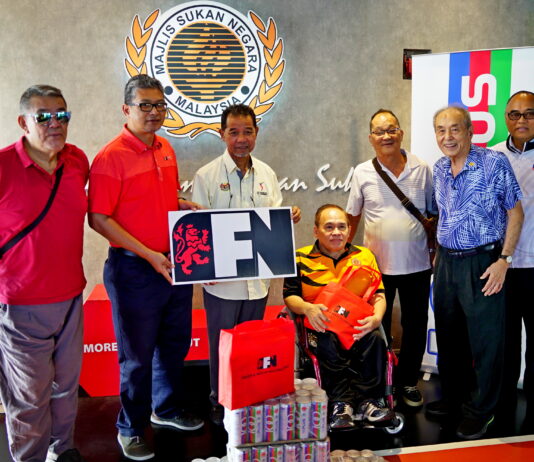 100PLUS, MSN, YAKEB SANTUNI BEKAS ATLET NEGARA SEMPENA PERAYAAN TAHUN BARU CINA