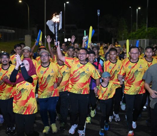 1,500 SERTAI JELAJAH LARIAN OBOR SUKMA DI AMPANG JAYA